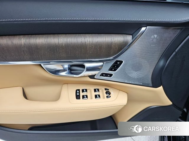 Volvo S90 2024 Черный из Кореи, фото 5