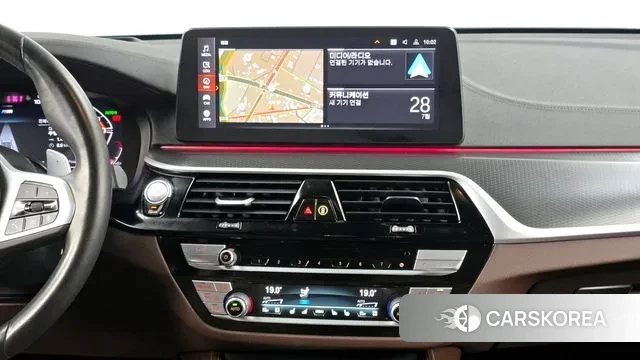 BMW 6 Series GT (G32) 2023 Белый из Кореи, фото 5