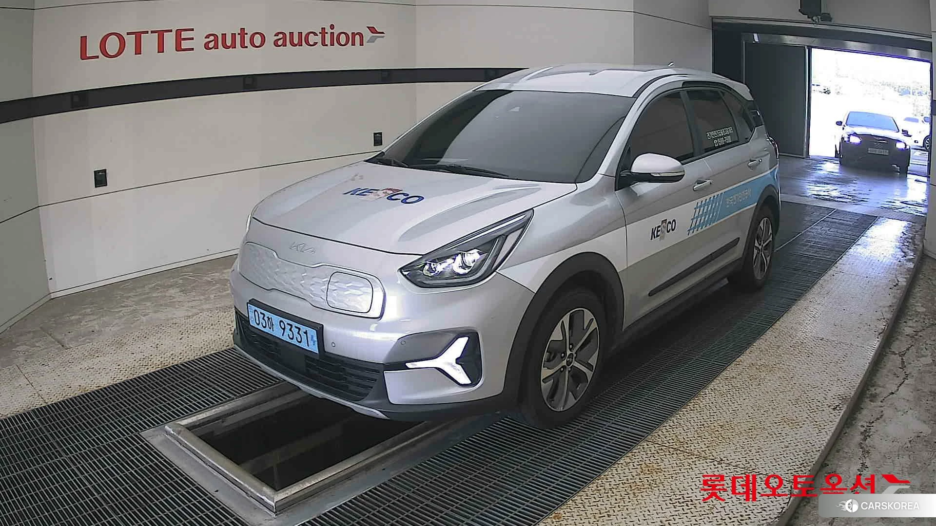 Kia Niro Plus 2023 Sparkling Silver из Кореи, фото 5