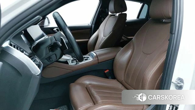 BMW X6 (G06) 2022 Белый из Кореи, фото 5
