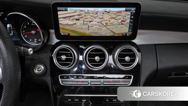 Mercedes-Benz C-Class W205 2019 Белый из Кореи, фото 5