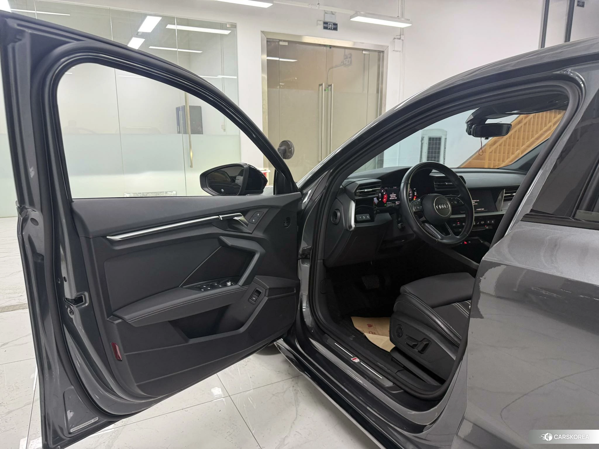 Audi A3 2022 Темно-серый из Китая, фото 5