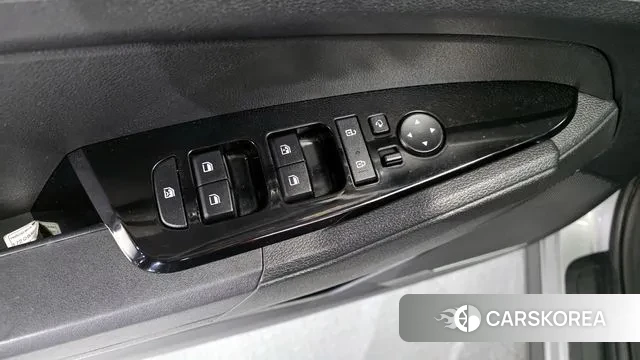 Kia Sportage 5th Generation 2022 Серебристо-серый из Кореи, фото 5