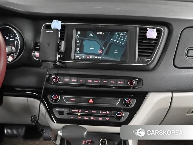 Kia The New Carnival 2018 Белый из Кореи, фото 5