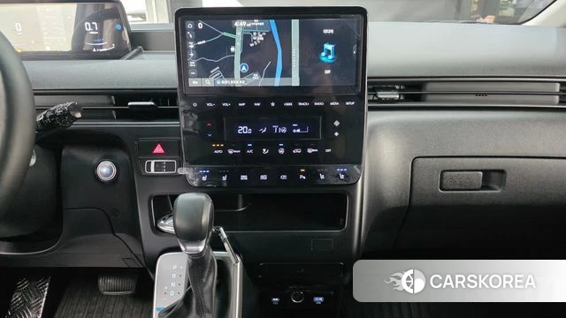 Hyundai Staria 2025 Белый из Кореи, фото 5