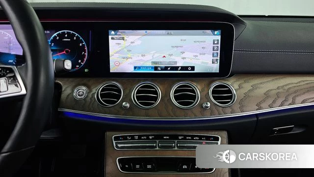 Mercedes-Benz E-Class W213 2020 Белый из Кореи, фото 5