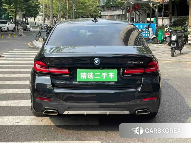 BMW 5 series PHEV 2021 Черный из Китая, фото 5