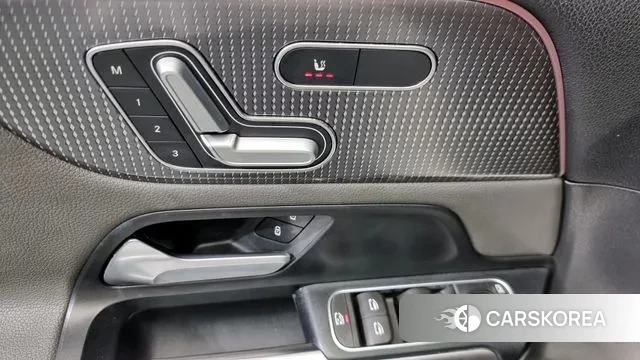 Mercedes-Benz EQA H243 2021 Белый из Кореи, фото 5