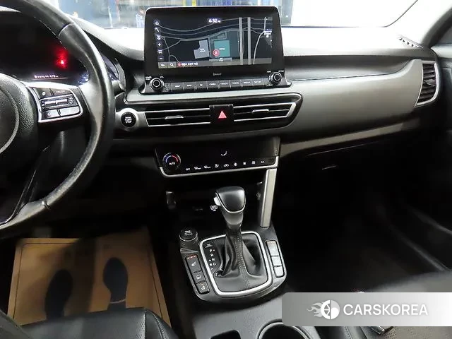 Kia Seltos 2022 Белый из Кореи, фото 5