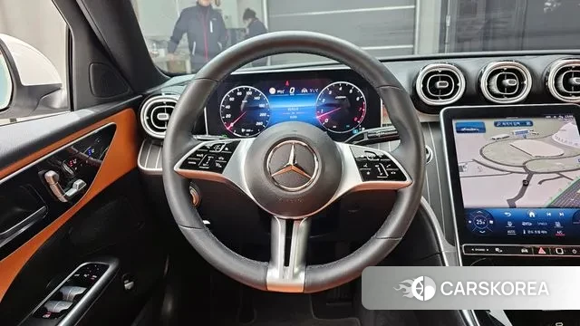 Mercedes-Benz C-Class W206 2022 Белый из Кореи, фото 5