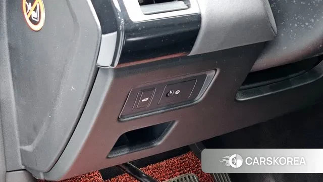 Land Rover Discovery 5 2018 Белый из Кореи, фото 5