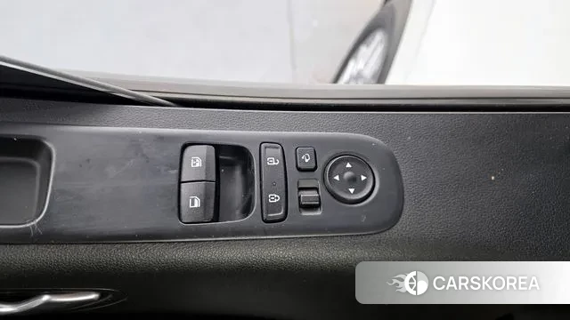 Hyundai Staria 2021 Белый из Кореи, фото 5