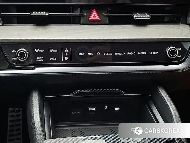 Kia Sportage 5th Generation Hybrid 2024 Белый из Кореи, фото 5