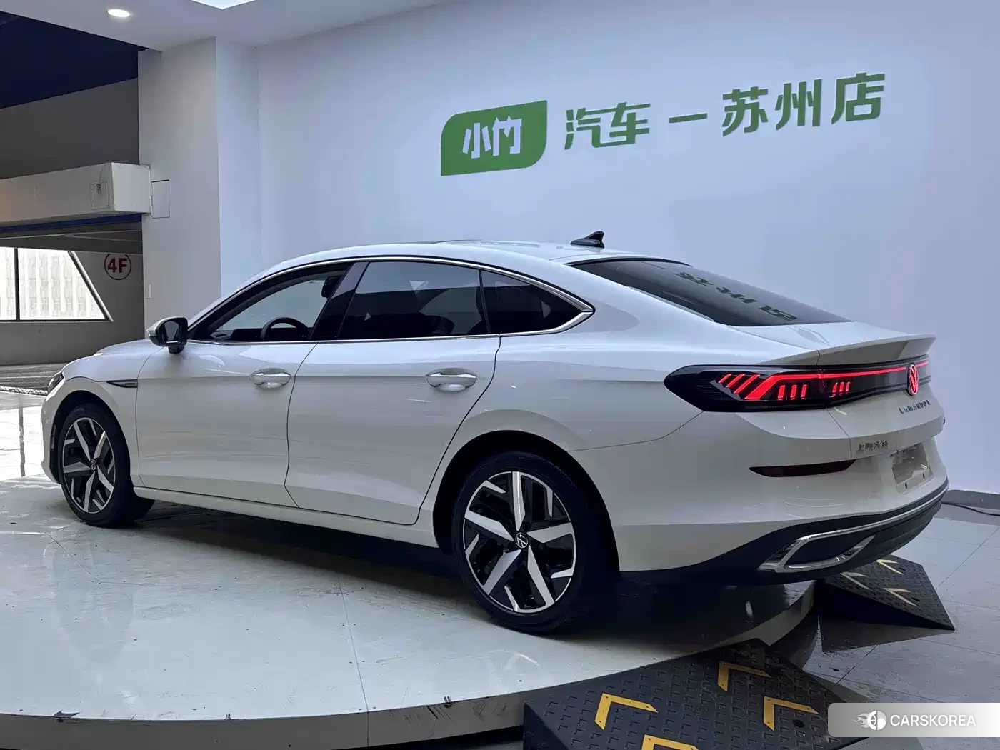 Volkswagen Lamando 2022 Белый из Китая, фото 5