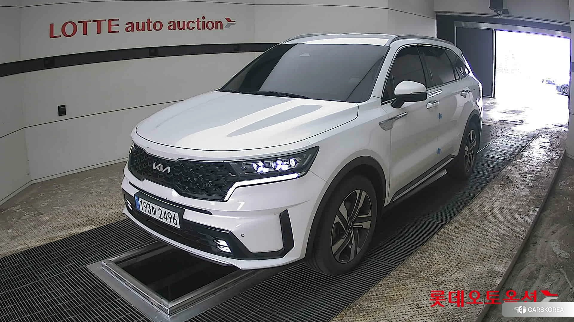 Kia Sorento Hybrid 2022 Snow White Pearl (optional) из Кореи, фото 5