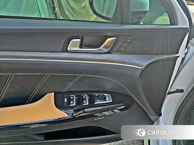 Kia K5 3rd generation 2023 Белый из Кореи, фото 5