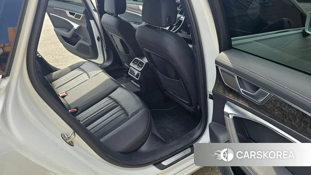 Audi A6 (C8) 2021 Белый из Кореи, фото 5