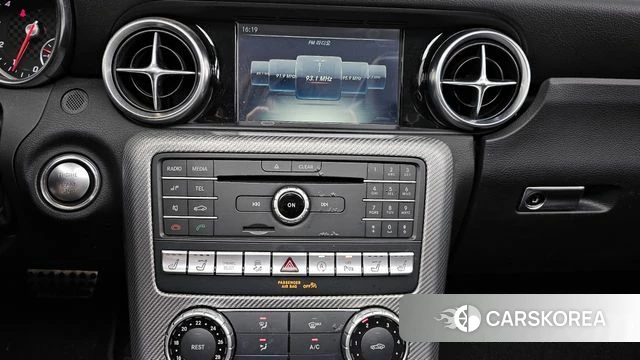 Mercedes-Benz SLC-Class R172 2018 Белый из Кореи, фото 5