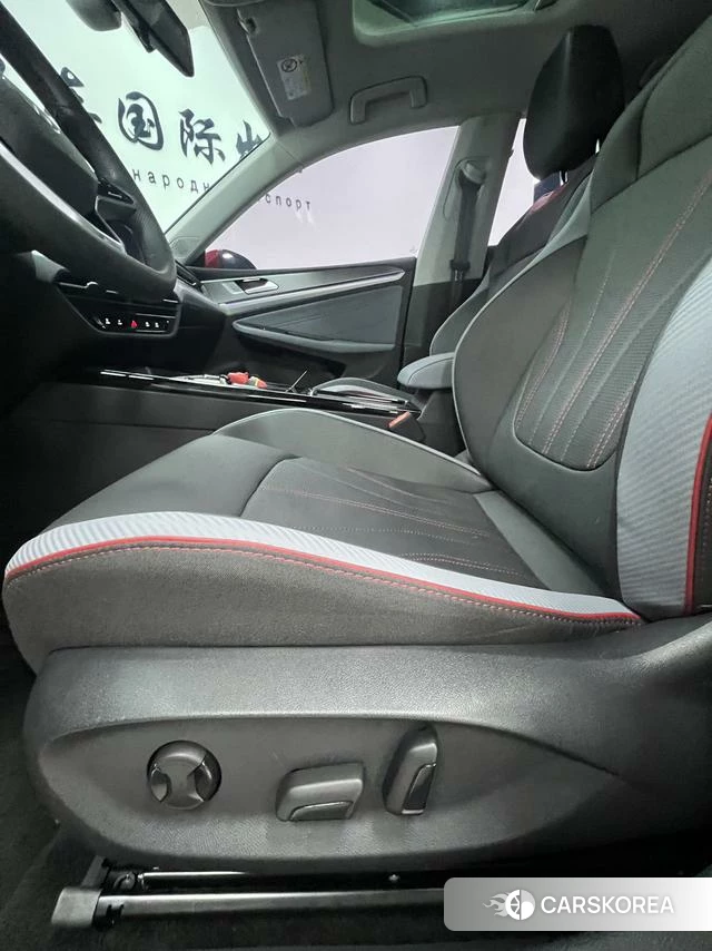 Volkswagen Lingdu 2022 Красный из Китая, фото 5