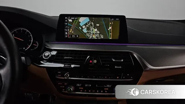 BMW 5 Series (G30) 2018 Черный из Кореи, фото 5