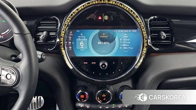 Mini Cooper 2023 Песочный из Кореи, фото 5