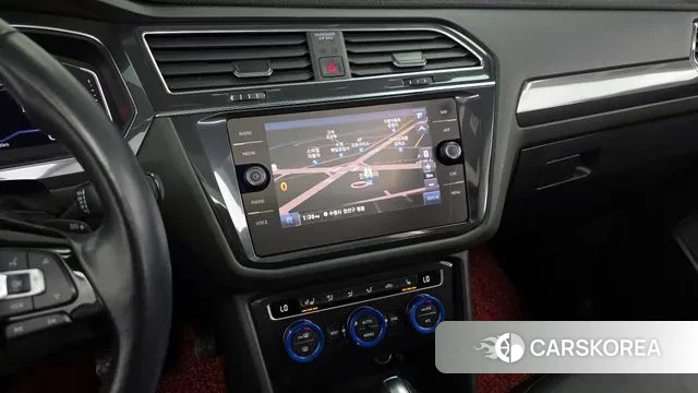 Volkswagen Tiguan Allspace 2020 Белый из Кореи, фото 5