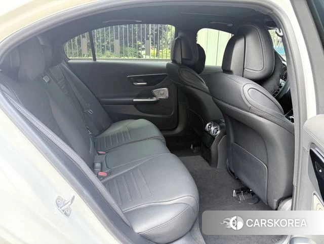 Mercedes-Benz Class C 2024 Белый из Китая, фото 5