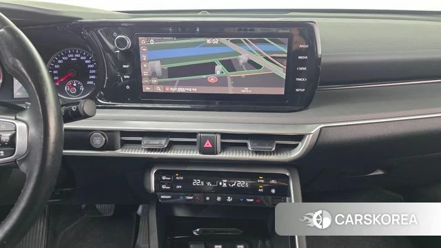 Kia K5 3rd generation 2021 Белый из Кореи, фото 5