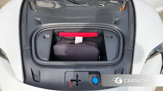 Porsche Taycan 2023 Белый из Кореи, фото 5