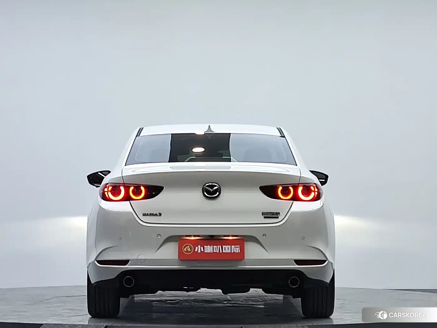 Mazda 3 2023 Белый из Китая, фото 5