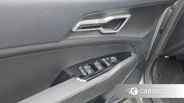 Kia Sportage 5th Generation Hybrid 2022 Серебристо-серый из Кореи, фото 5