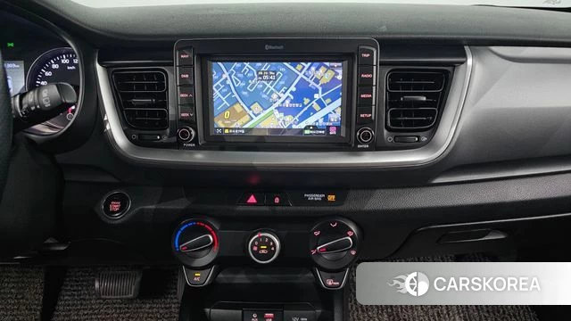 Kia Stonic 2019 Серый из Кореи, фото 5