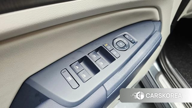 Kia The New Sportage 5th Generation Hybrid 2025 Серый из Кореи, фото 5