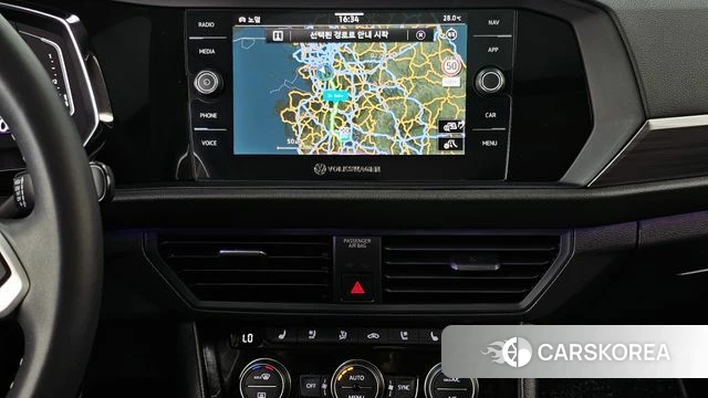 Volkswagen 7th Generation of Jetta 2023 Белый из Кореи, фото 5