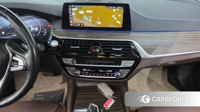 BMW 5 Series (G30) 2019 Синий из Кореи, фото 5