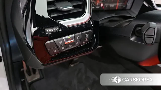 BMW Z4 (G29) 2025 Белый из Кореи, фото 5