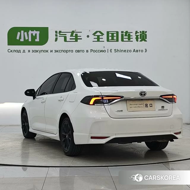 Toyota Corolla 2022 Белый из Китая, фото 5