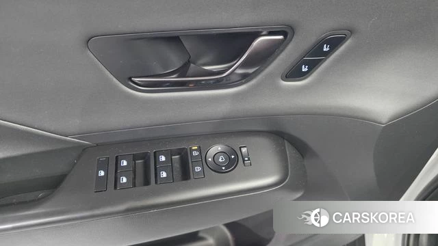 Hyundai Kona (SX2) 2023 Белый из Кореи, фото 5