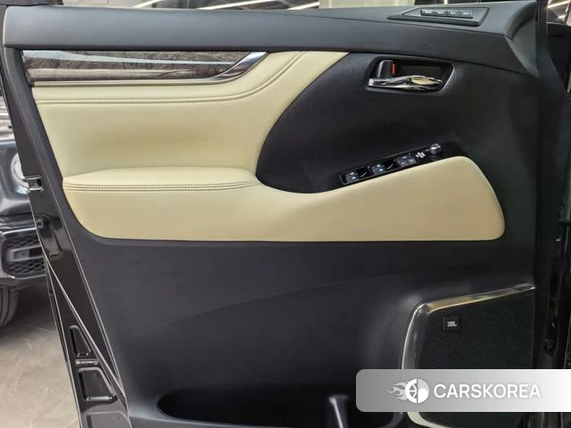 Toyota Elfa 2021 Черный из Китая, фото 5
