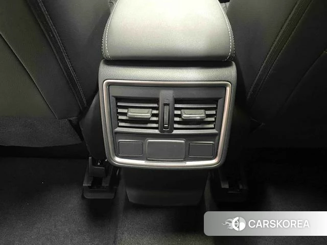Subaru FORESTER Forester 2023 Серебристо-серый из Китая, фото 5