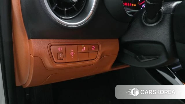 Kia The New K3 2nd generation 2021 Белый из Кореи, фото 5