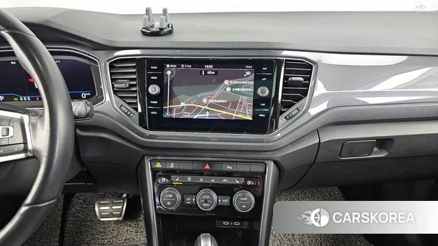 Volkswagen T-Roc 2022 Белый из Кореи, фото 5