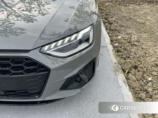 Audi S4 2021 Темно-серый из Китая, фото 5