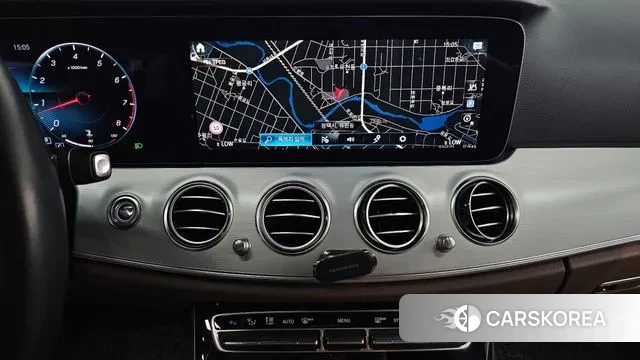 Mercedes-Benz E-Class W213 2021 Черный из Кореи, фото 5