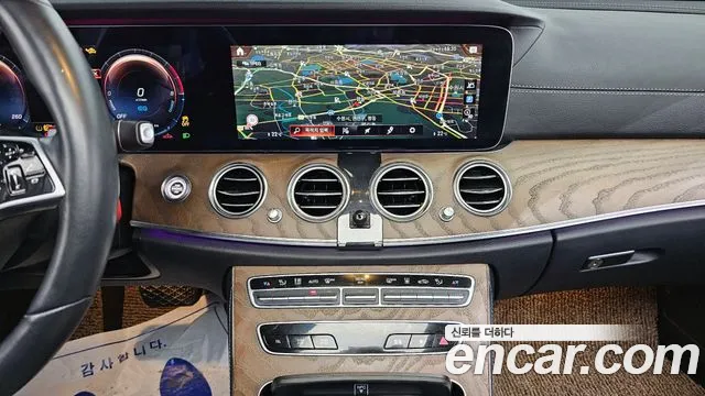 Mercedes-Benz E-Class W213 2021 Белый из Кореи, фото 5
