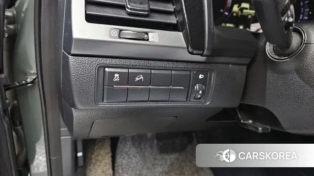 Ssangyong The New Rexton Sports Cannes 2021 Темно-зеленый из Кореи, фото 5