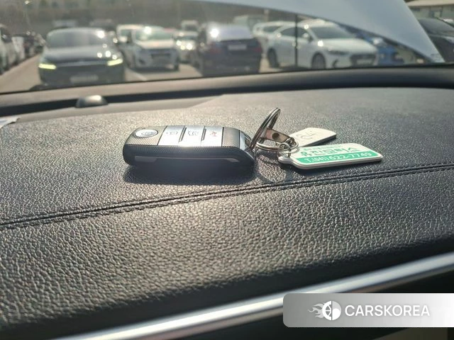 Kia Sportage The Bold 2018 Белый из Кореи, фото 5