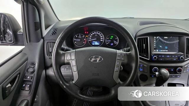 Hyundai The New Grand Starex 2018 Черный из Кореи, фото 5