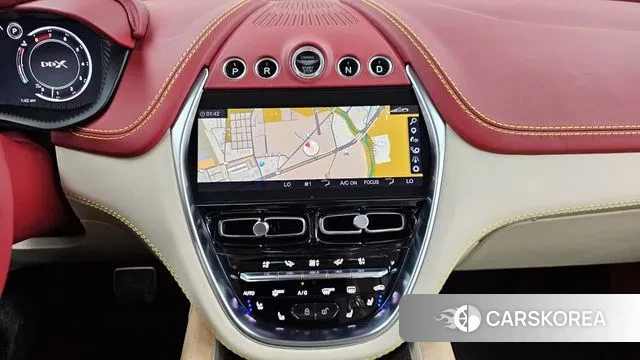 Aston Martin DBX 2022 Белый из Кореи, фото 5