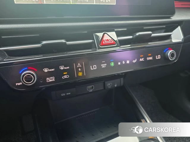 Kia Di Ol Nu Niro 2022 Черный из Кореи, фото 5